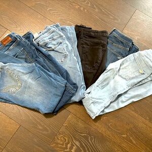 BUNDLE Hollister Jeans!